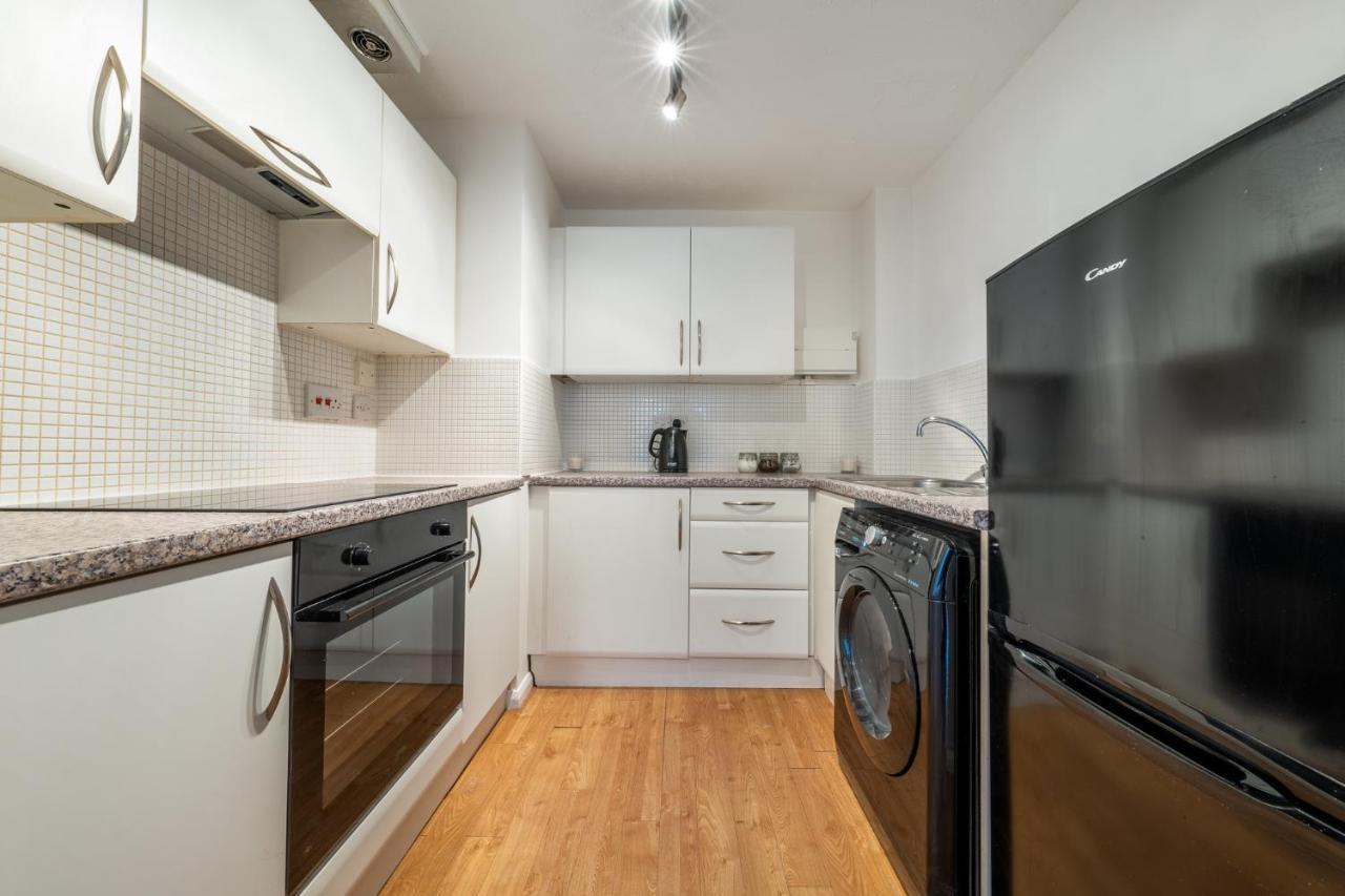 Luxury 2 Bed Apartment Stansted Airport Bishops Stortford Bishop's Stortford Exterior foto