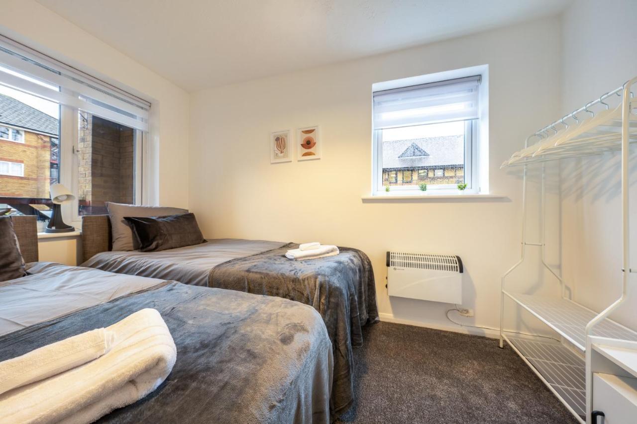 Luxury 2 Bed Apartment Stansted Airport Bishops Stortford Bishop's Stortford Exterior foto