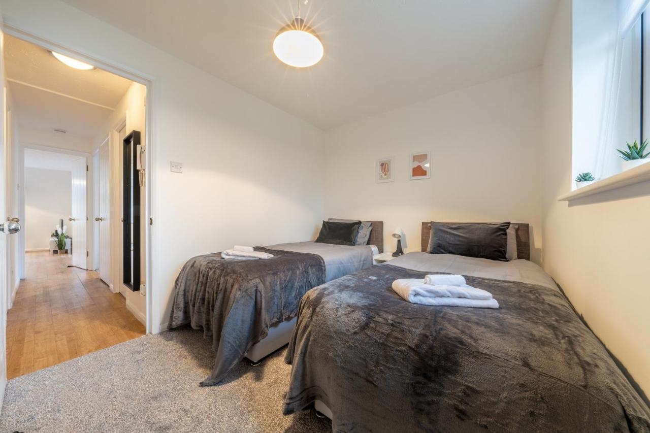 Luxury 2 Bed Apartment Stansted Airport Bishops Stortford Bishop's Stortford Exterior foto